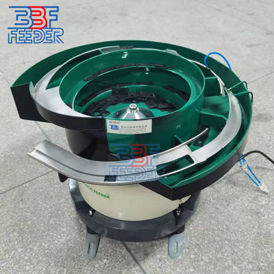 220V / 110V स्वचालित प्लास्टिक घटकों अखरोट कंपन कटोरा फीडर