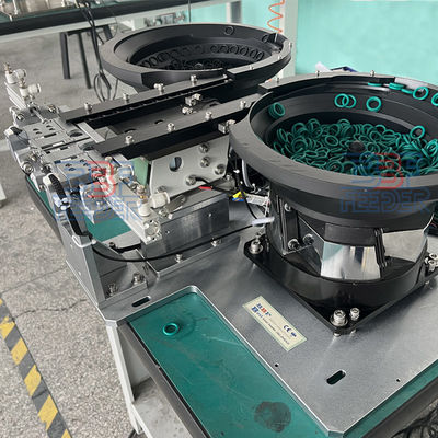 आईएसओ इलेक्ट्रिक वाइब्रेटिंग फीडर प्लास्टिक भागों कंपन 110V 60Hz